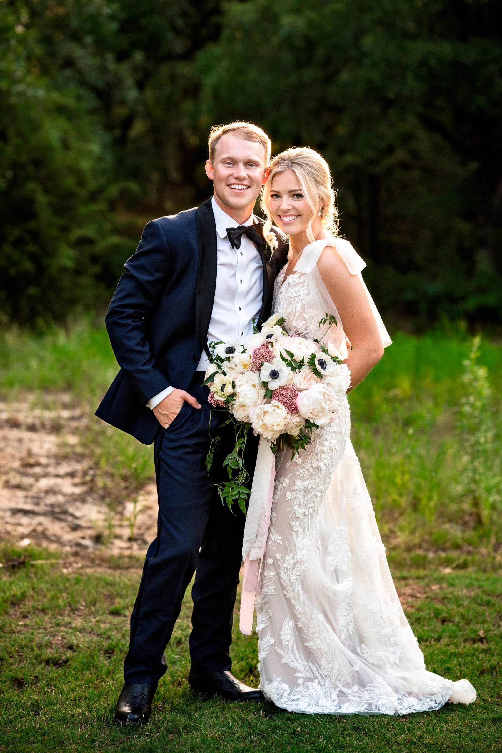 Luxury Texas Bride and Groom Wedding Portraits