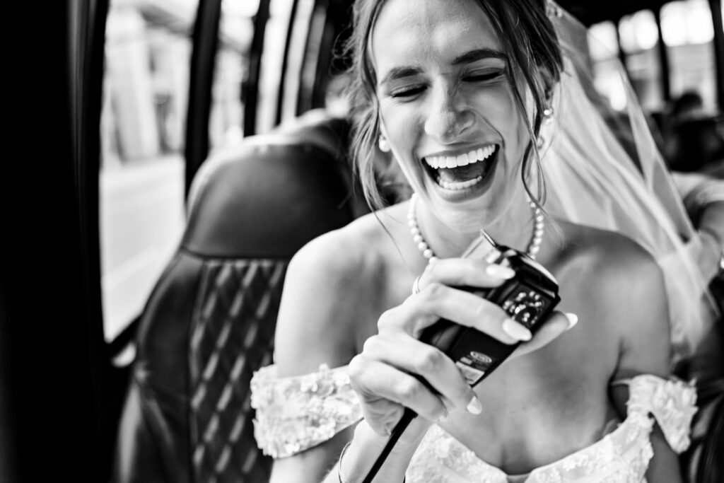 Downtown Dallas 400 N Ervay Rooftop Wedding Venue Documentary Candid Wedding Photographer