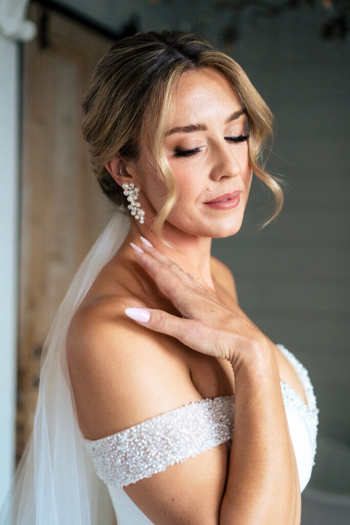 Texas Documentary Wedding Photographers The MacMeekens at Chandelier Farms Wedding Venue in Dallas