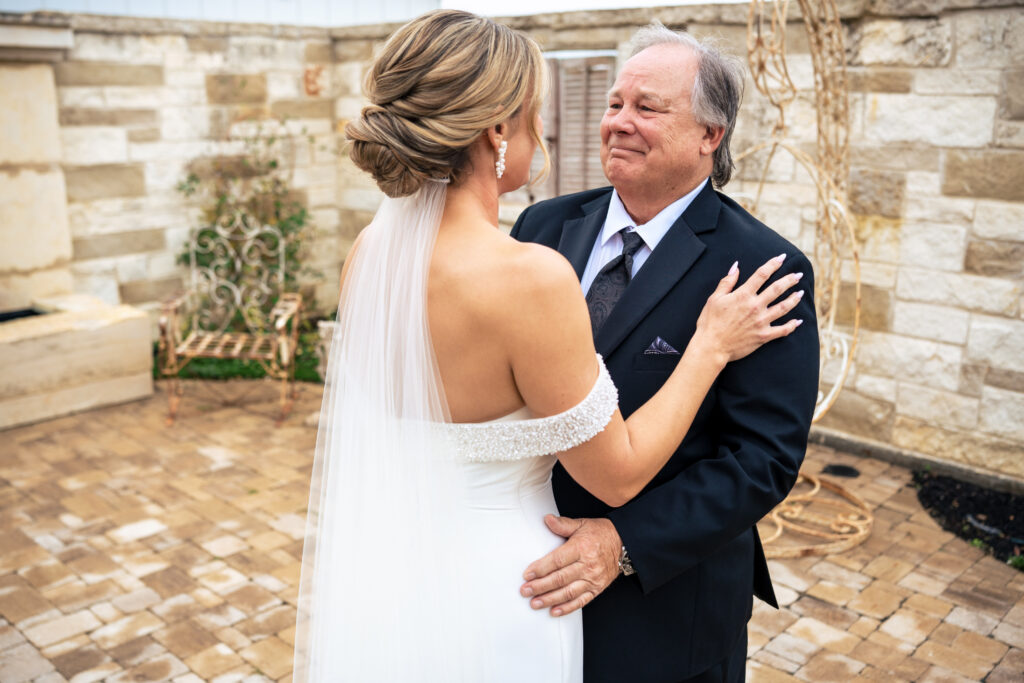Texas Documentary Wedding Photographers The MacMeekens at Chandelier Farms Wedding Venue in Dallas