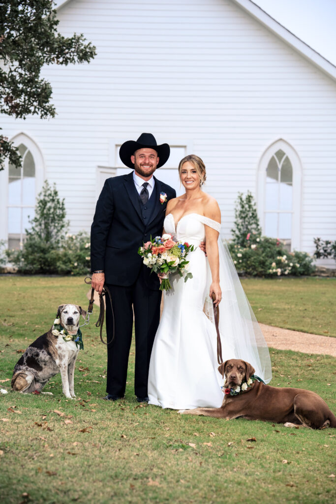 Texas Documentary Wedding Photographers The MacMeekens at Chandelier Farms Wedding Venue in Dallas