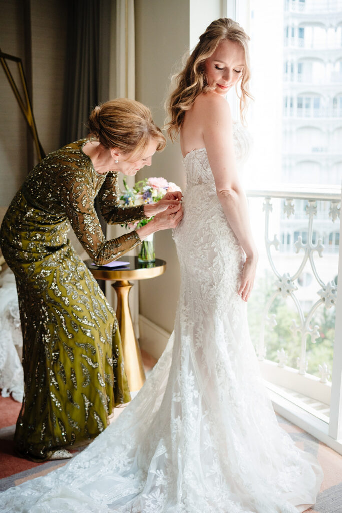 Luxury Dallas Weddings at Hotel Crescent Court by DFW Wedding Photographers The MacMeekens