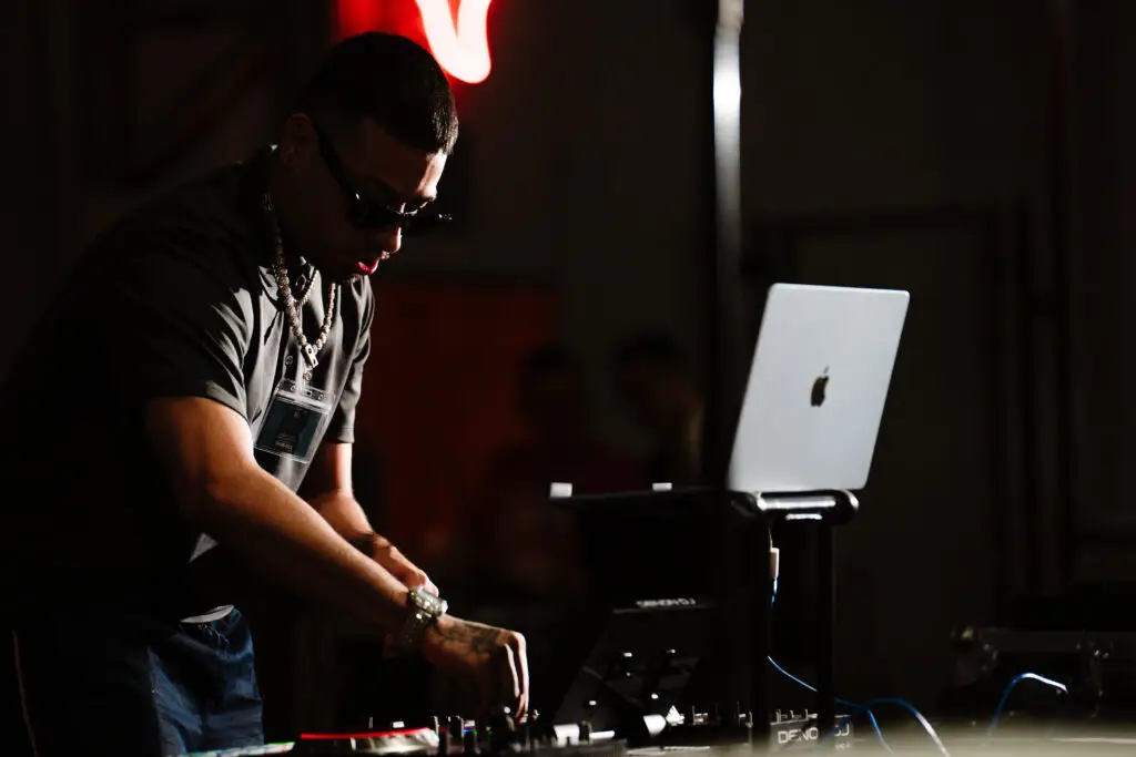 Dallas DJ Battle at Fowling Warehouse in Plano by DFW Corporate Event Photographers The MacMeekens
