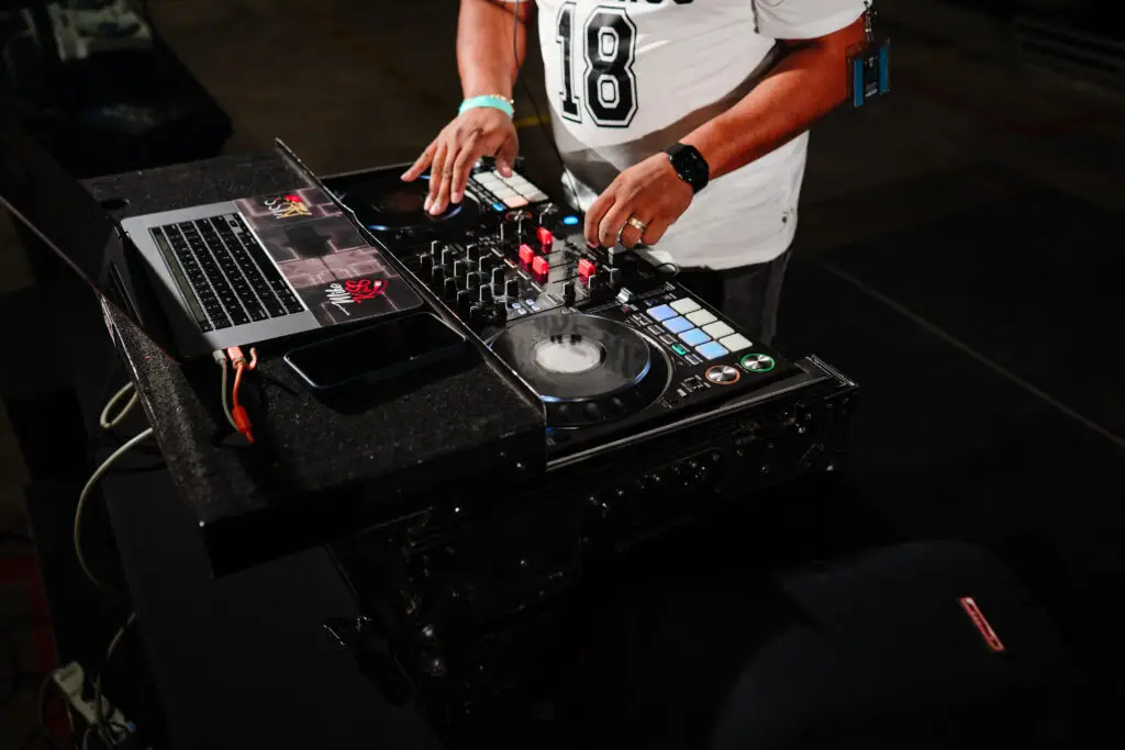 Dallas DJ Battle at Fowling Warehouse in Plano by DFW Corporate Event Photographers The MacMeekens