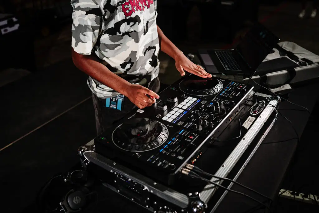 Dallas DJ Battle at Fowling Warehouse in Plano by DFW Corporate Event Photographers The MacMeekens