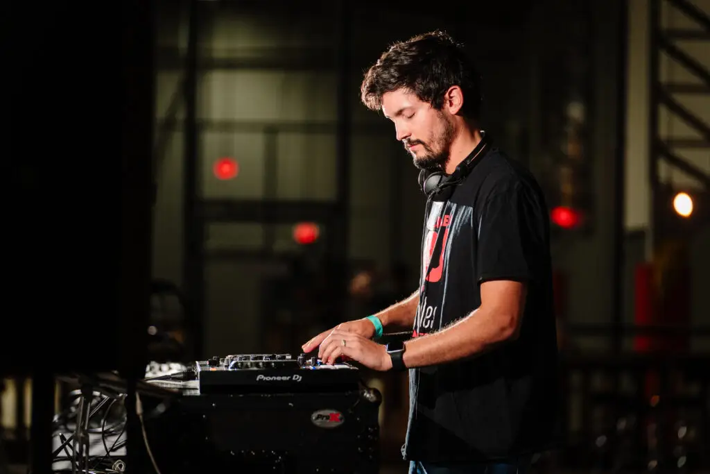 Dallas DJ Battle at Fowling Warehouse in Plano by DFW Corporate Event Photographers The MacMeekens