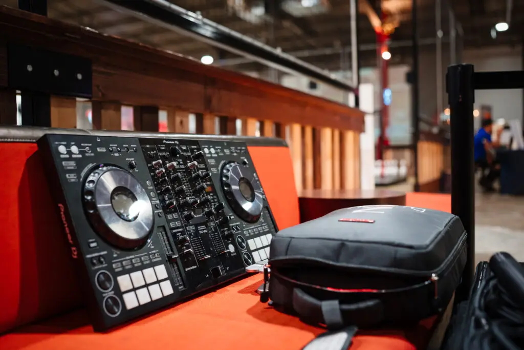 Dallas DJ Battle at Fowling Warehouse in Plano by DFW Corporate Event Photographers The MacMeekens