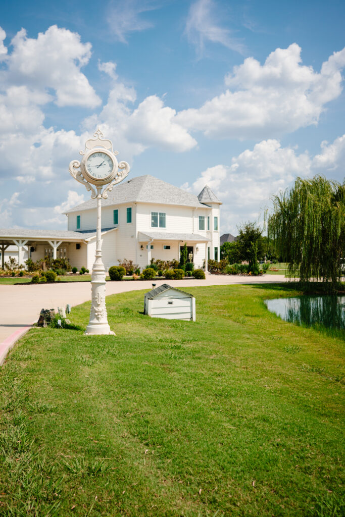 “One Preston Events wedding venue open house giveaway setup with modern décor