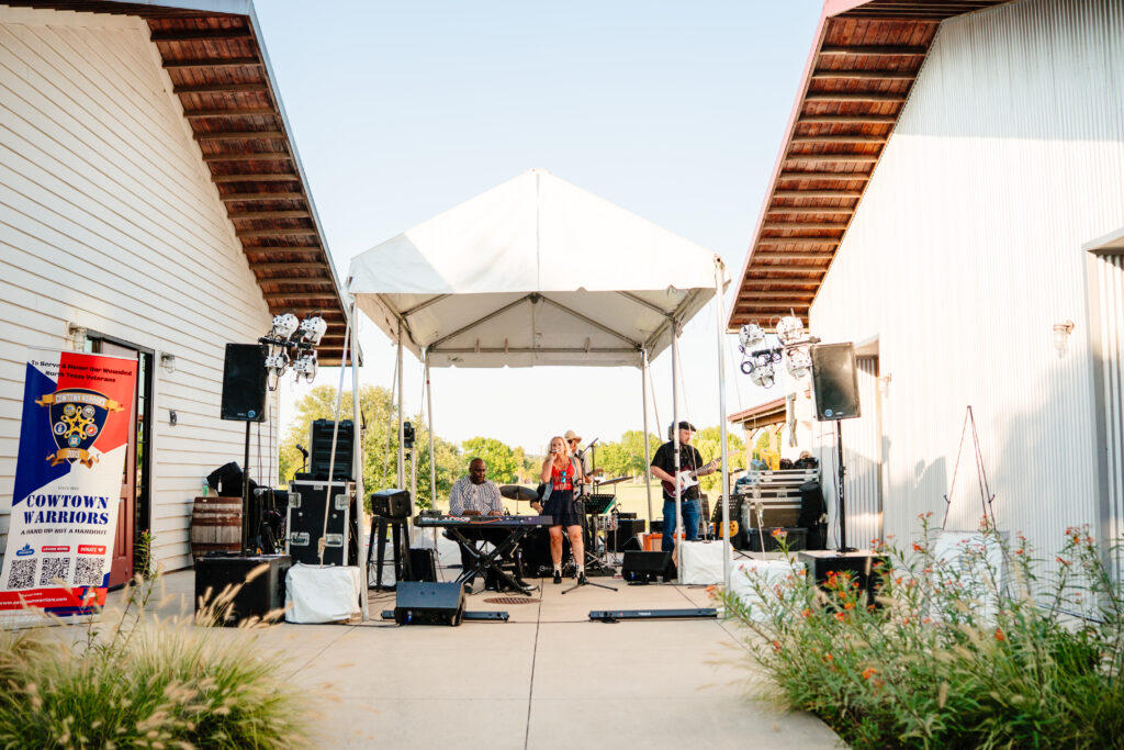 DFW NACE Fundraiser at TX Whiskey Ranch by Fort Worth Corporate Event Photographers The MacMeekens Photography