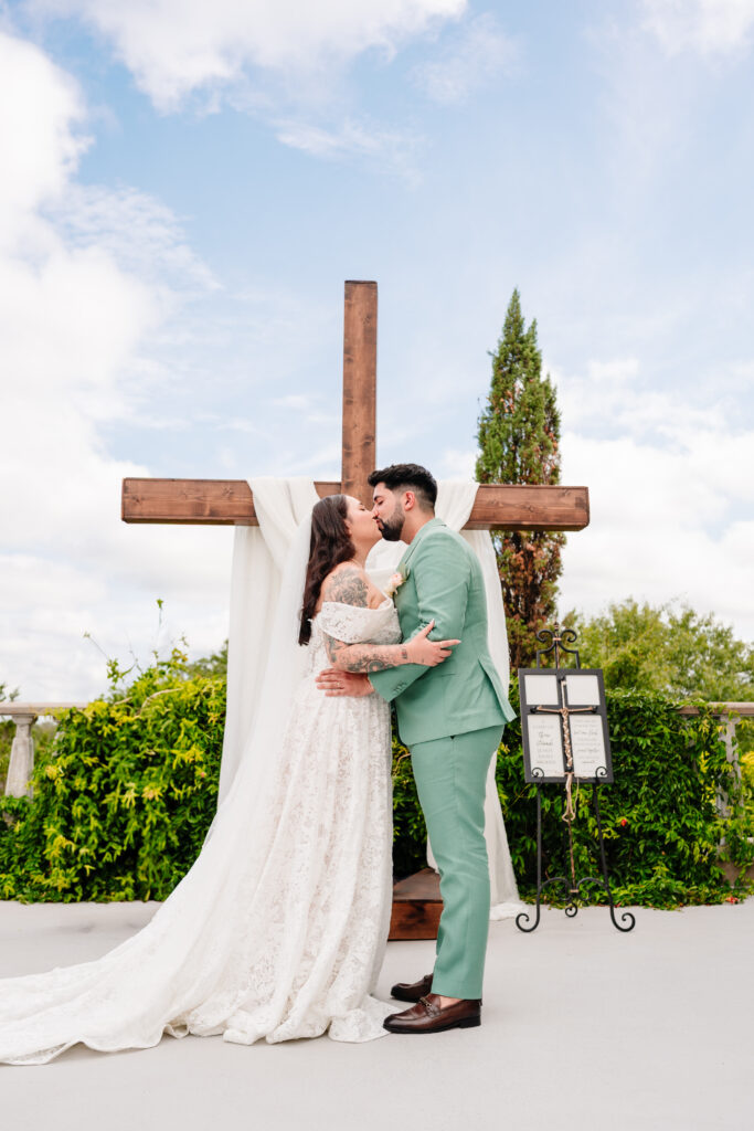 Italian Portuguese Wedding at Stoney Ridge Villa by Destination Wedding Photographers