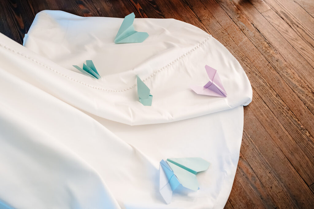 Wedding Ceremony at The Mason Dallas by North Texas Documentary Wedding Photographer The MacMeekens