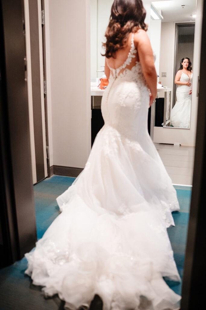 Bride getting ready at Aloft Hotel in Richardson before her wedding