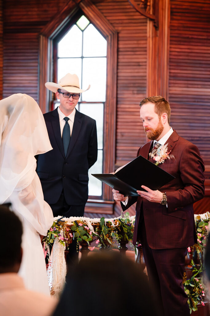 wedding at Historic Frankford Chapel in Dallas by autism friendly wedding photographers the macmeekens