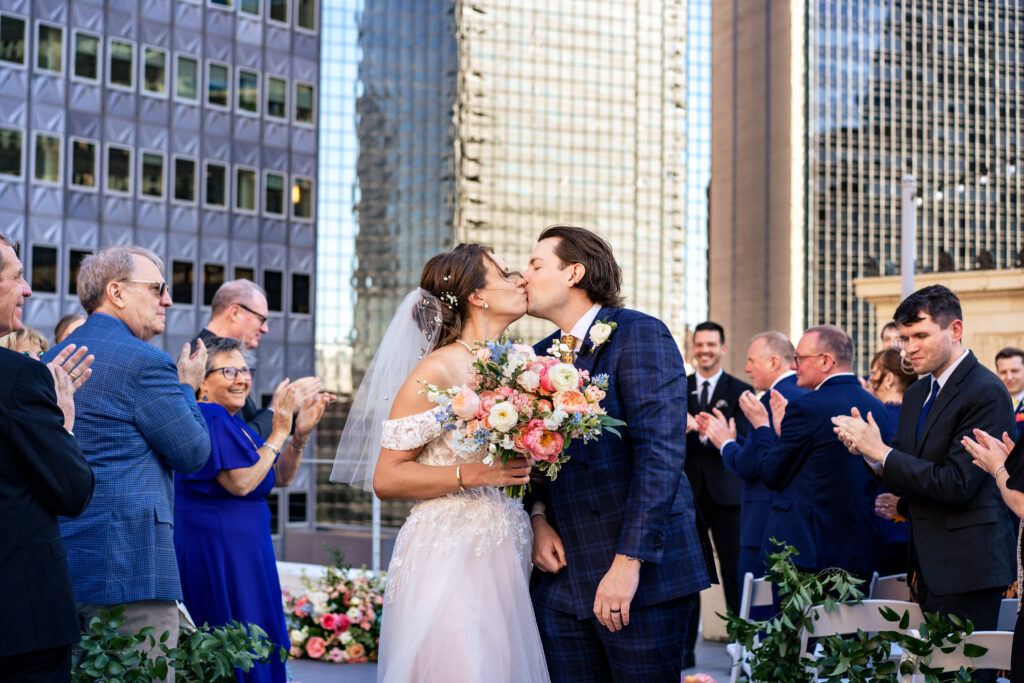 Downtown Dallas 400 N Ervay Rooftop Wedding Venue Documentary Candid Wedding Photographer