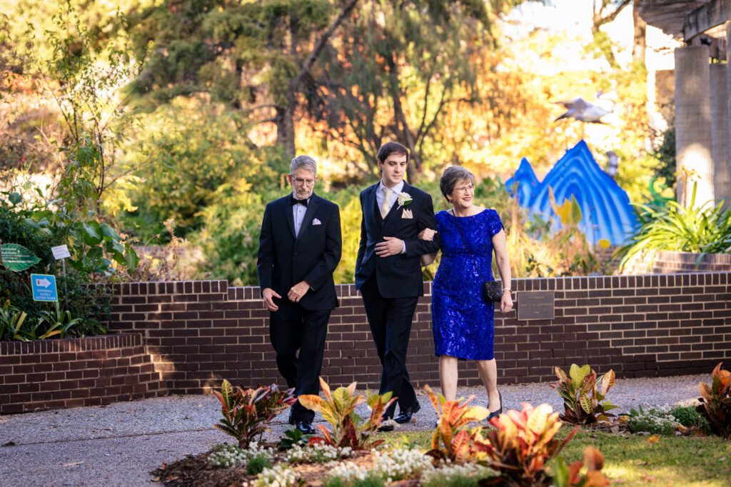 Vibrant Dallas Wedding at Texas Discovery Garden in Fair Park by The MacMeekens Photography