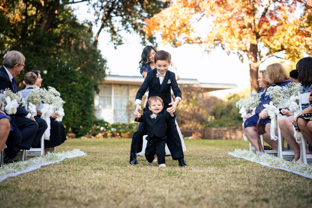 Vibrant Dallas Wedding at Texas Discovery Garden in Fair Park by The MacMeekens Photography