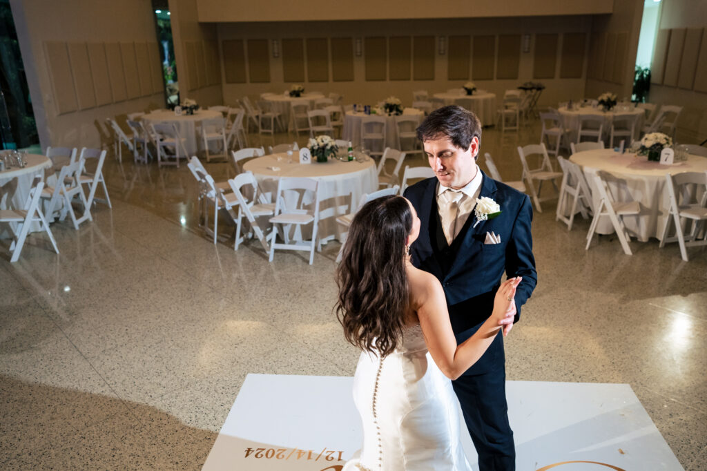 Vibrant Dallas Wedding at Texas Discovery Garden in Fair Park by The MacMeekens Photography